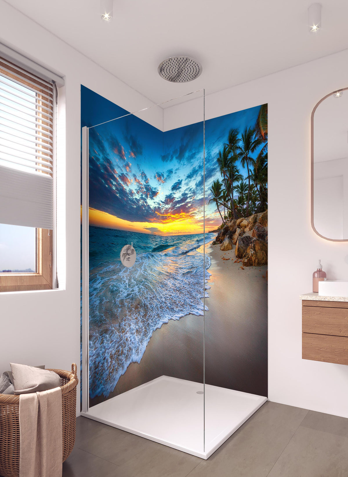 Duschrückwand - Sonnenaufgang über dem Strand in hellem Badezimmer mit Regenduschkopf - zweiteilige Eck-Duschrückwand