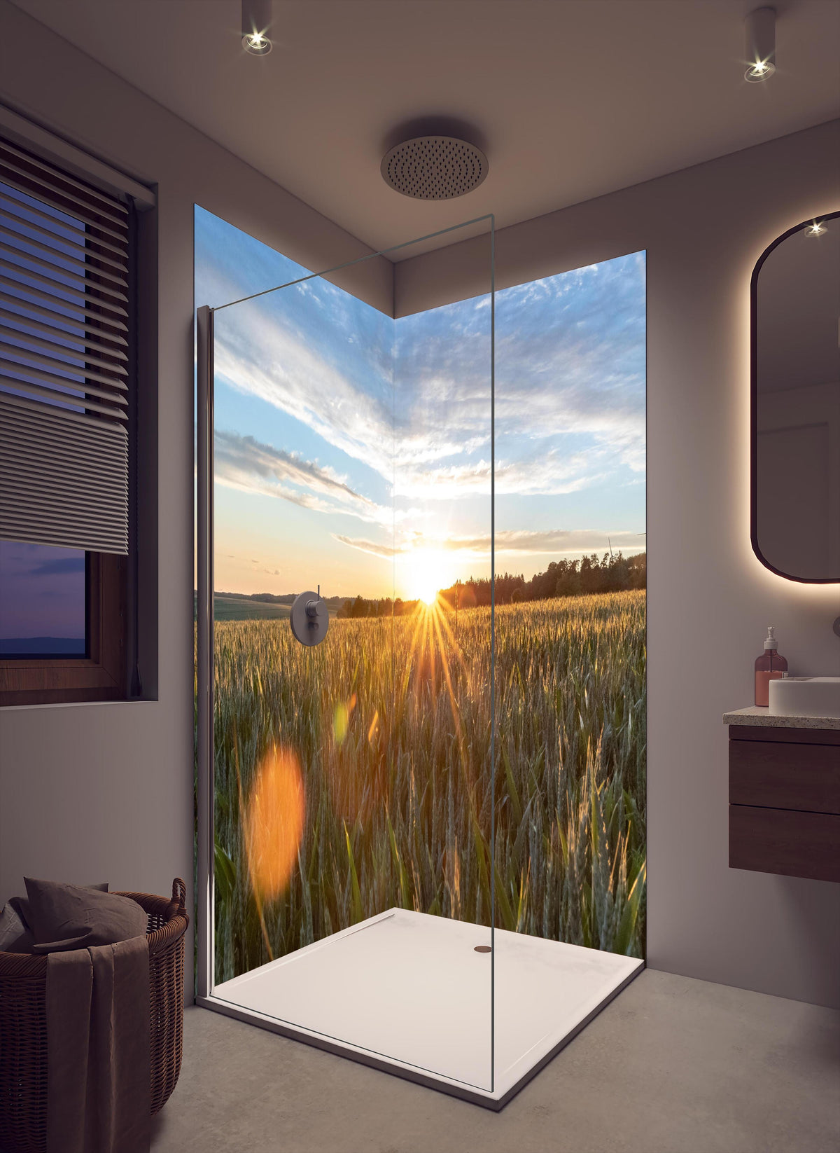 Duschrückwand - Sonnenuntergang über einem Kornfeld in cremefarbenem Badezimmer mit Regenduschkopf