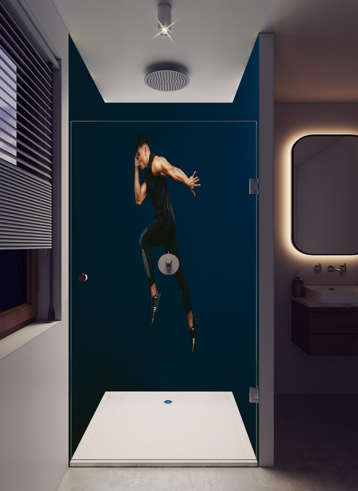 Duschrückwand - Sportler bei einem Sprung in luxuriöser Dusche mit Regenduschkopf