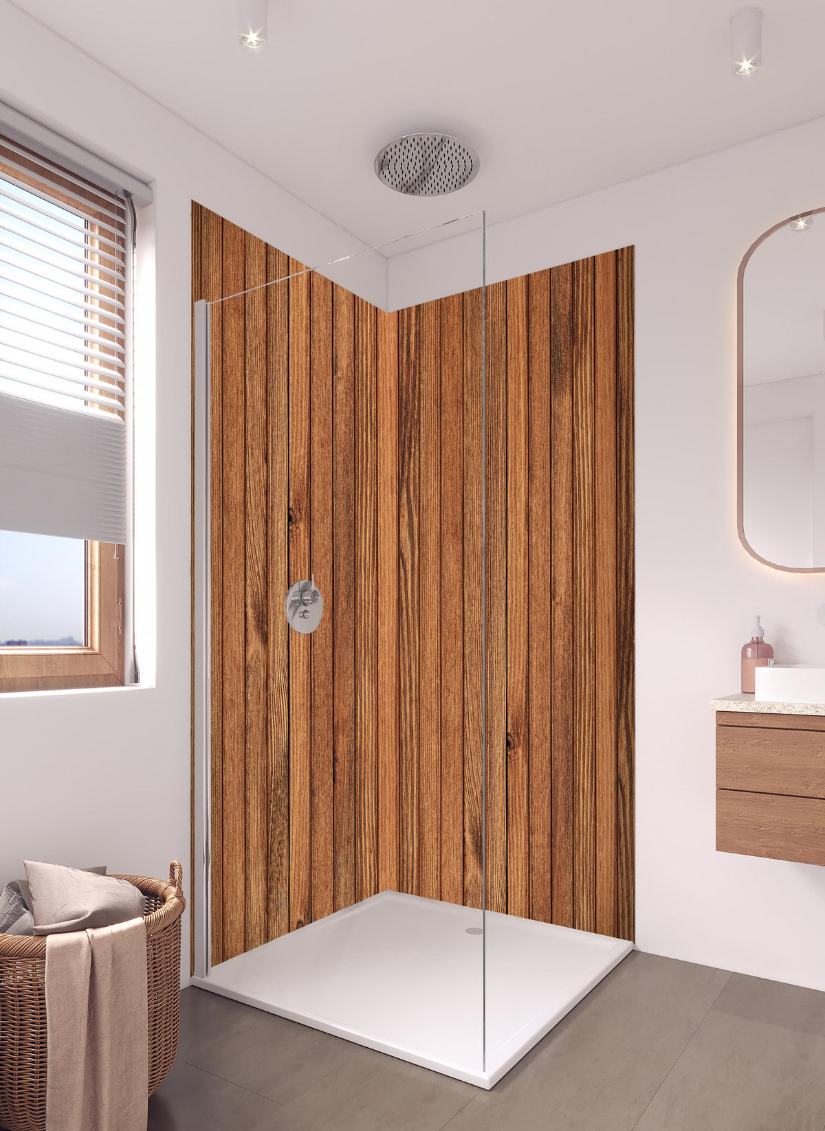 Duschrückwand - Gestreifte natürliche Holzbretter in hellem Badezimmer mit Regenduschkopf - zweiteilige Eck-Duschrückwand
