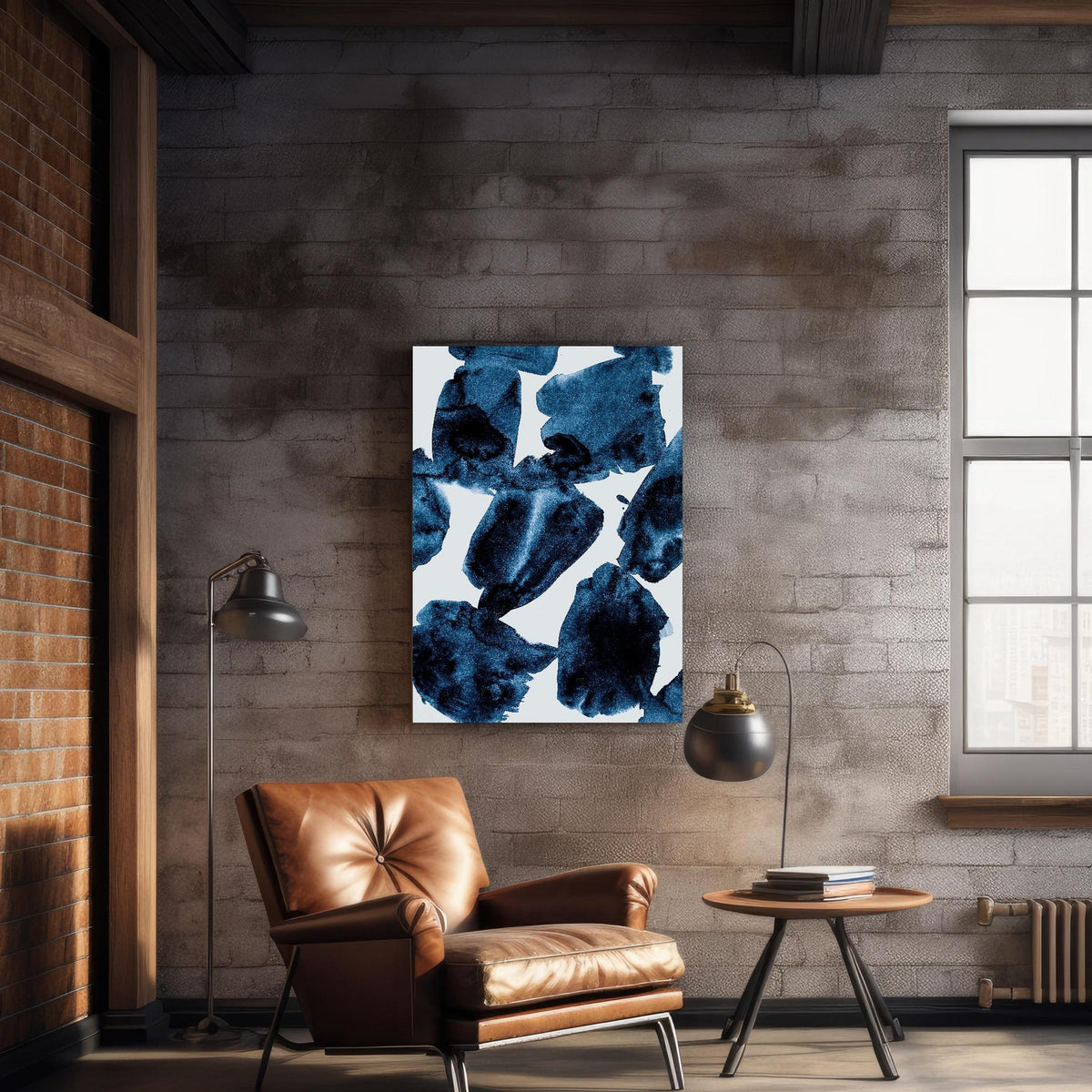 Wandbild - Abstraktes Aquarell Gemälde über geschmackvollem Sessel an rustikaler Ziegelwand