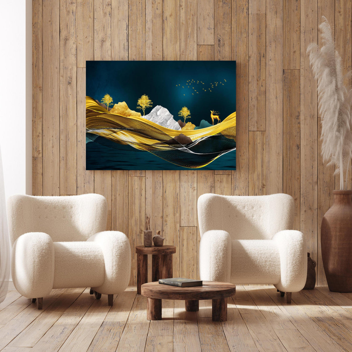 Wandbild - Goldenes Wellendesign - 3D an Holzwand hinter sanften Sesseln mit Plüschbezug
