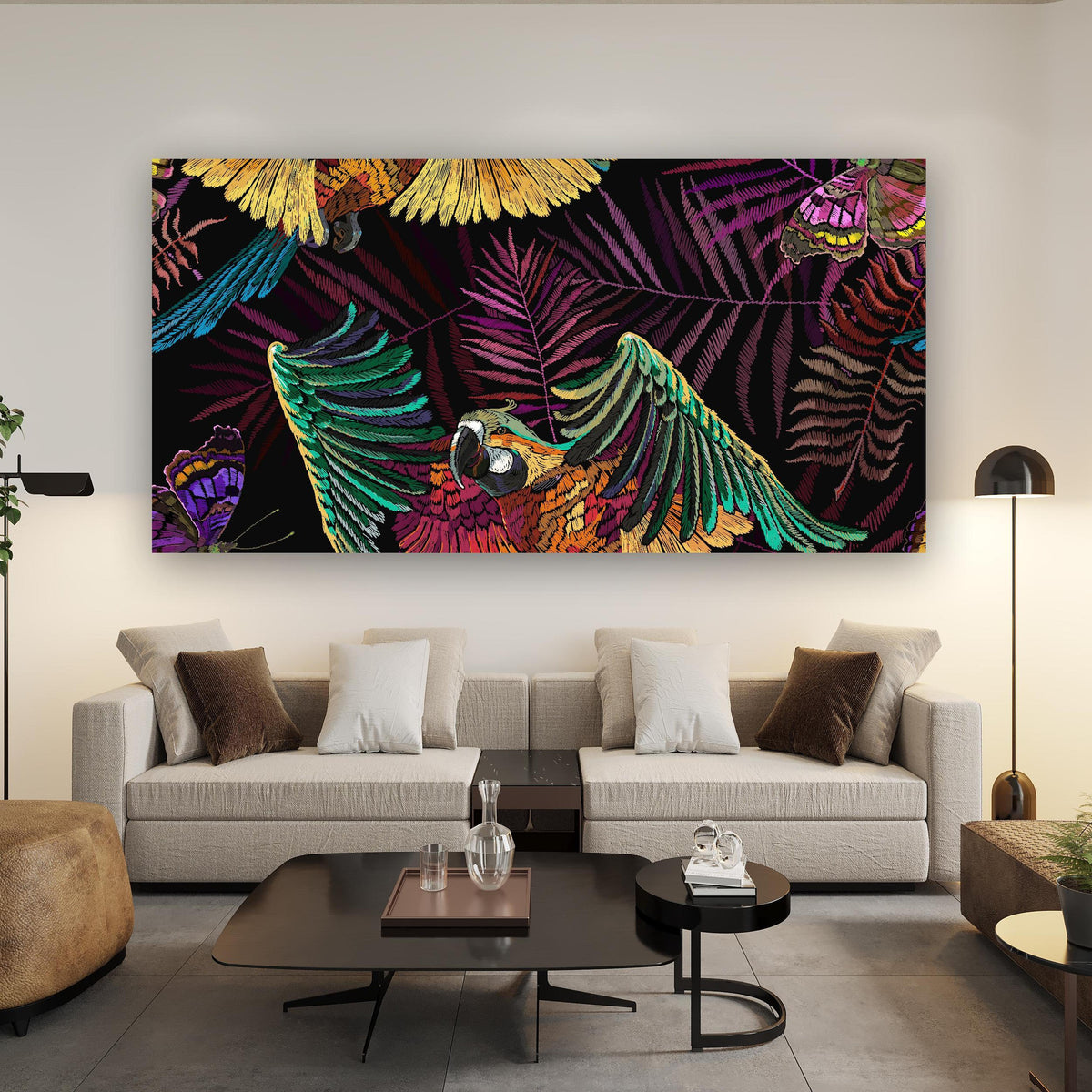 Wandbild - Papagaien - Stickmuster über Urban-Stil Couch hinter futuristischem Tisch