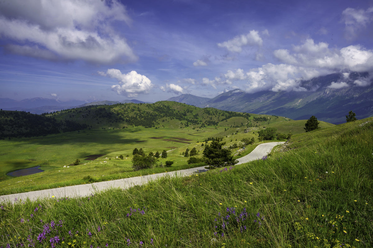 Duschrückwand-Berglandschaft - Berglandschaft - Naturpark Gran Sasso
