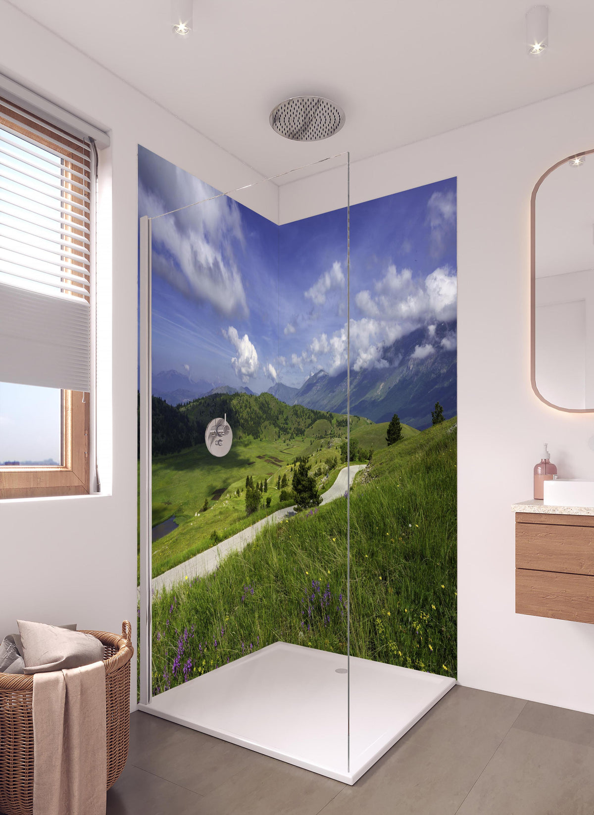 Duschrückwand - Berglandschaft - Berglandschaft - Naturpark Gran Sasso in hellem Badezimmer mit Regenduschkopf  - zweiteilige Eck-Duschrückwand