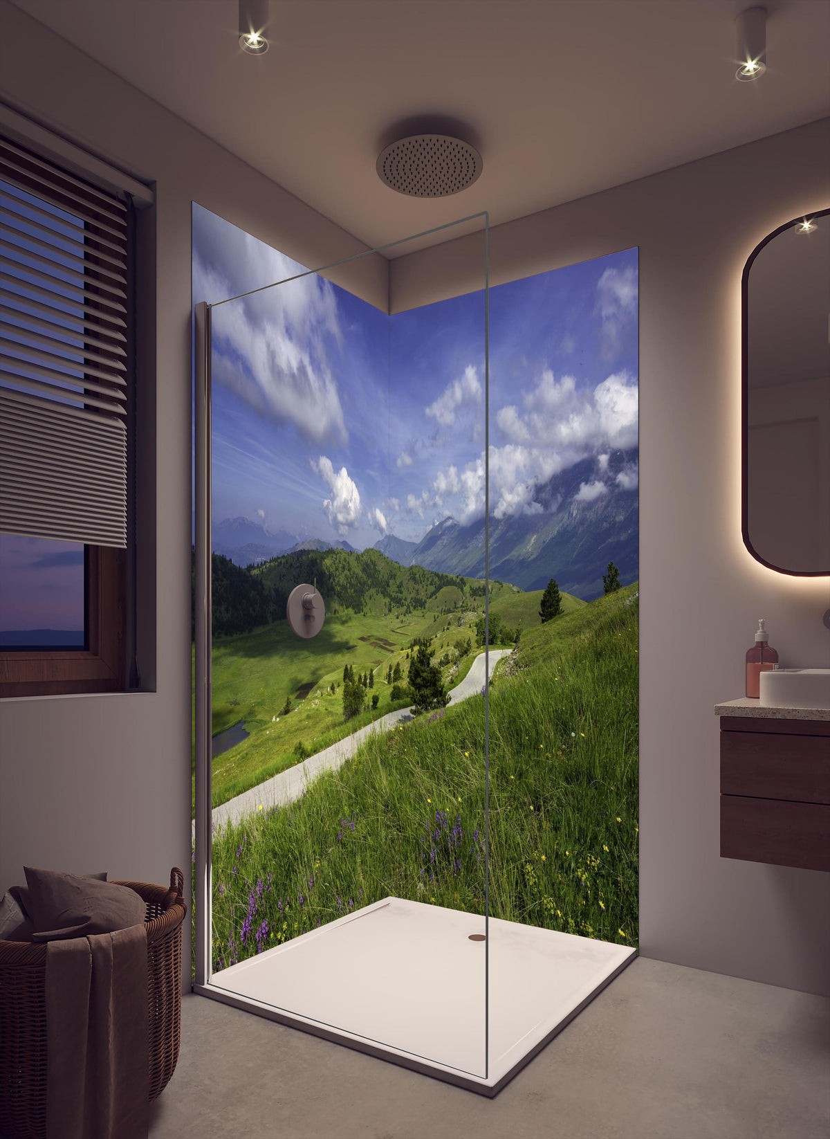 Duschrückwand - Berglandschaft - Berglandschaft - Naturpark Gran Sasso in cremefarbenem Badezimmer mit Regenduschkopf