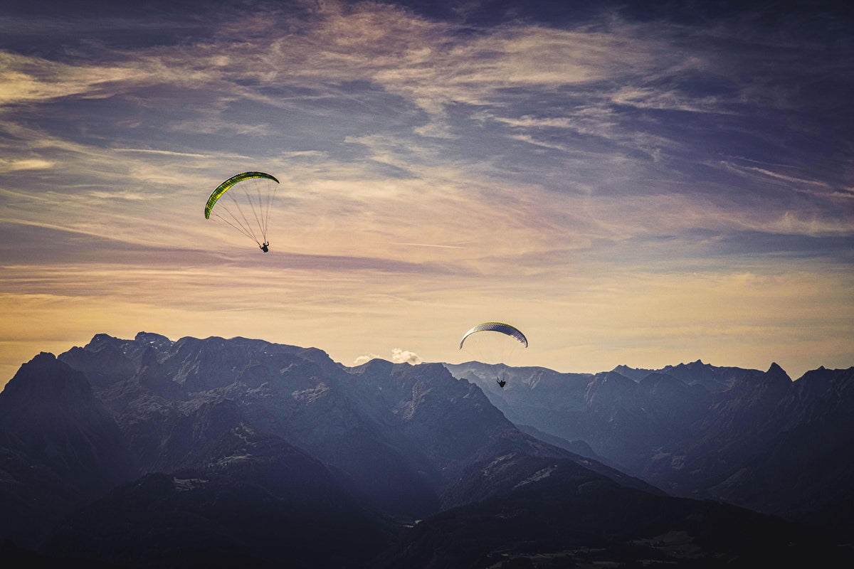 Duschrückwand-Gleitschirmfliegen in Österreich