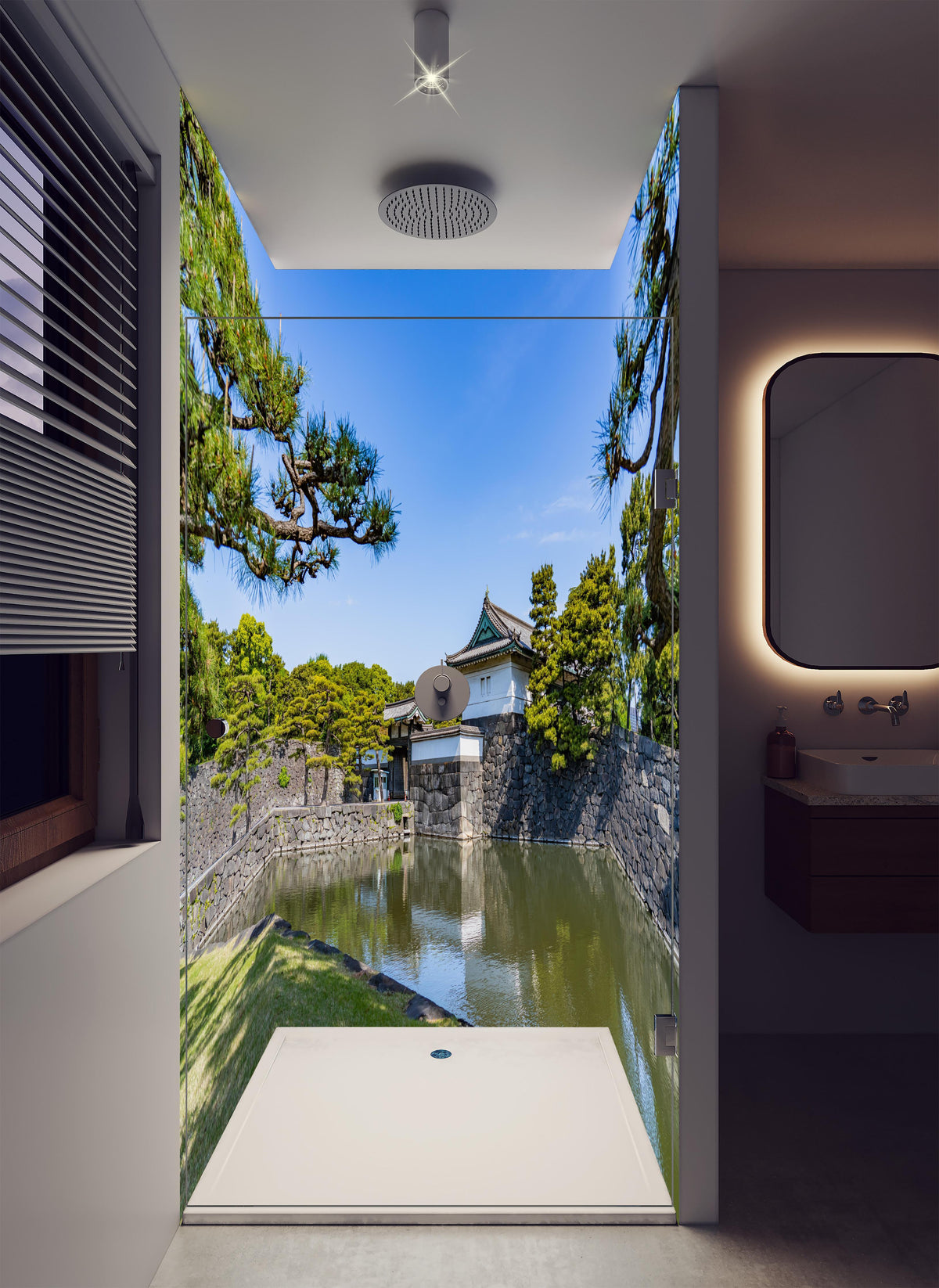 Duschrückwand - Stadtlandschaft von Tokio in luxuriöser Dusche mit Regenduschkopf
